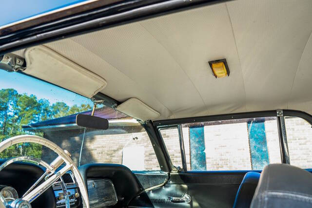 1959 Ford Thunderbird