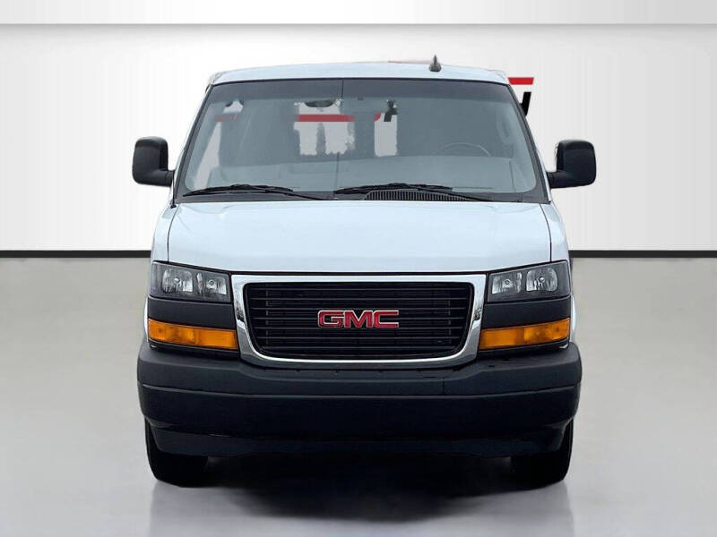 2023 GMC Savana 3500