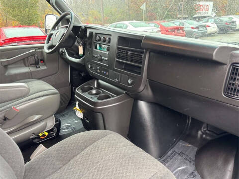 2024 Chevrolet Express 2500