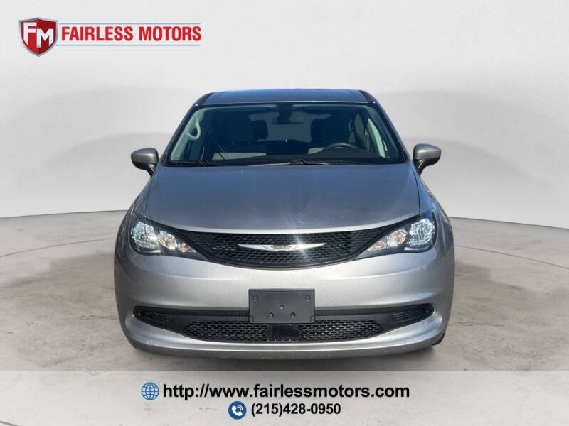 2021 Chrysler Voyager LX