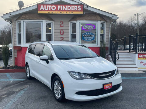 2021 Chrysler Voyager for sale at Auto Finders Unlimited LLC in Vineland NJ