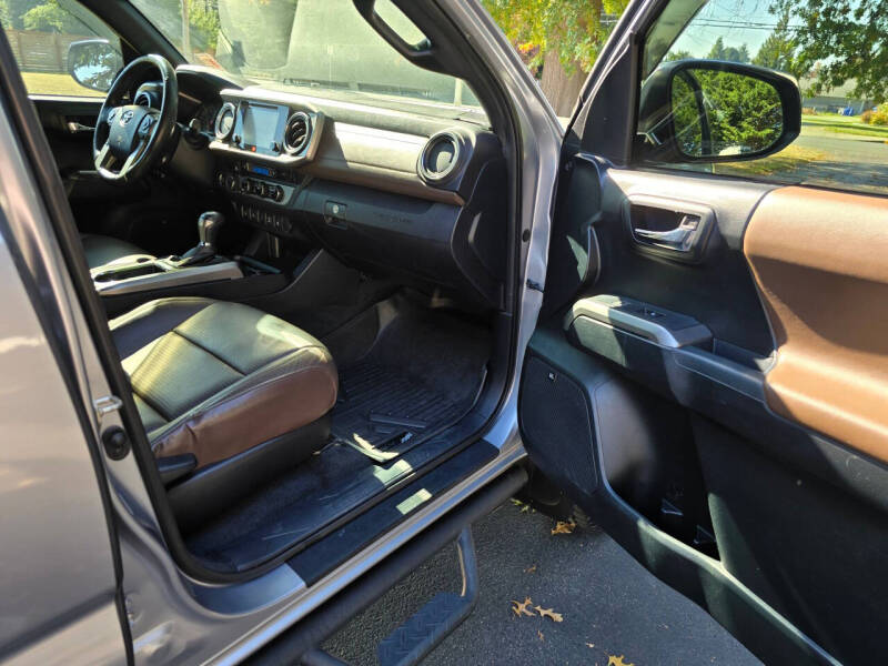 2017 Toyota Tacoma Limited