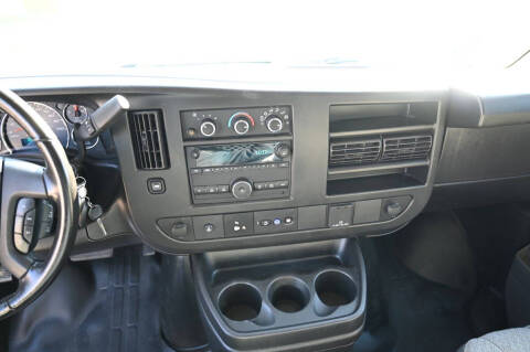 2023 Chevrolet Express 2500