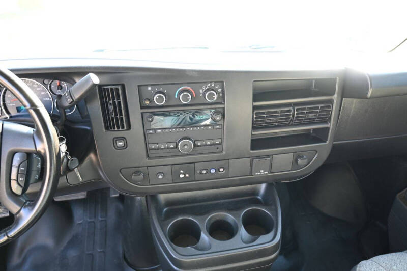 2023 Chevrolet Express 2500