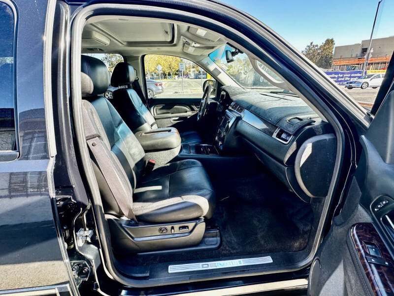 2011 GMC Yukon Denali