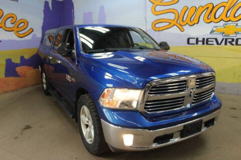 2017 RAM 1500 SLT