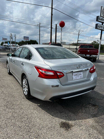 2016 Nissan Altima for sale at Gator's Auto Sales in Garland TX