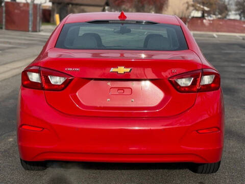 2018 Chevrolet Cruze LT Auto