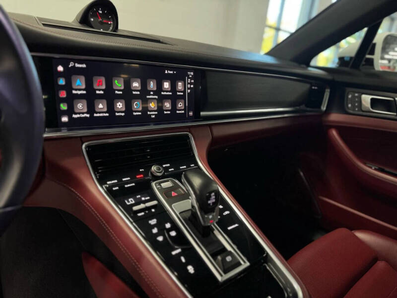 2023 Porsche Panamera