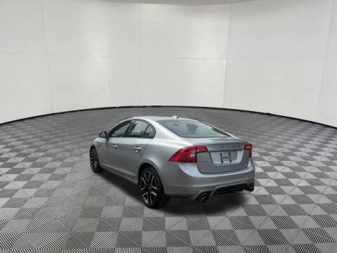 2017 Volvo S60 T5 Dynamic