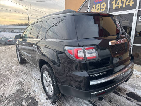 2015 GMC Acadia SLE-2