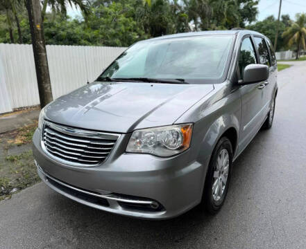 2016 Chrysler Town and Country Touring