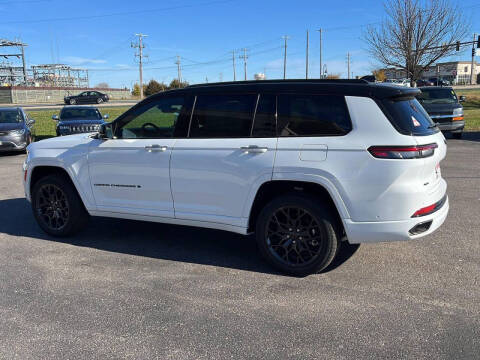 2025 Jeep Grand Cherokee L Summit