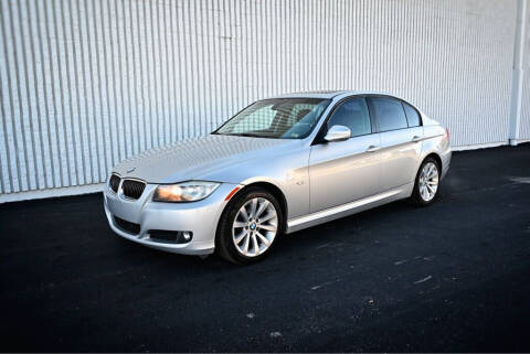 2011 BMW 3 Series for sale at In Motion Sales LLC in Olathe KS
