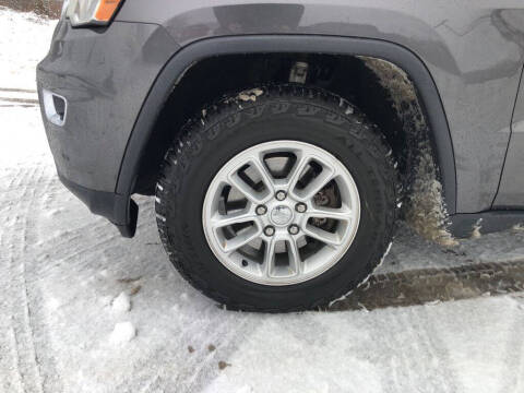 2019 Jeep Grand Cherokee Laredo E