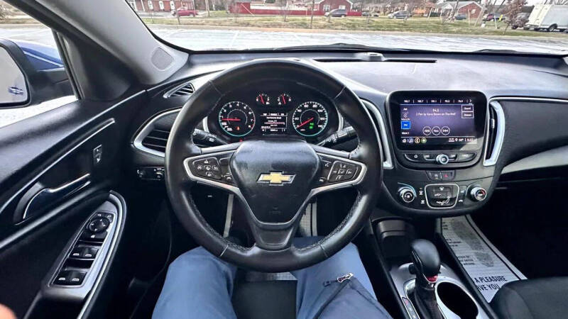 2023 Chevrolet Malibu RS
