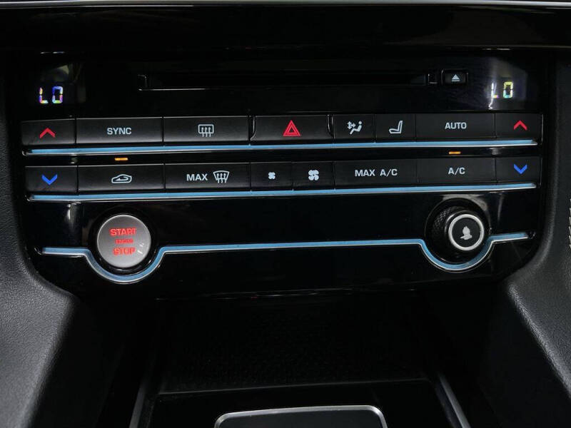 2020 Jaguar F-PACE 25t R-Sport