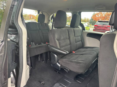 2015 Dodge Grand Caravan American Value Package