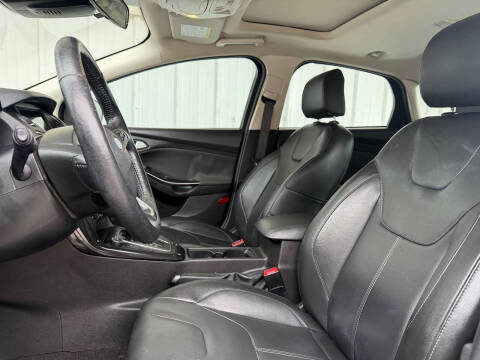 2017 Ford Focus Titanium