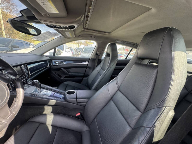2013 Porsche Panamera 4