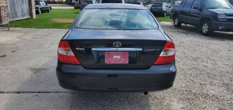 2004 Toyota Camry Standard