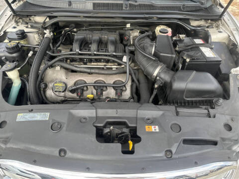 2011 Ford Taurus SEL