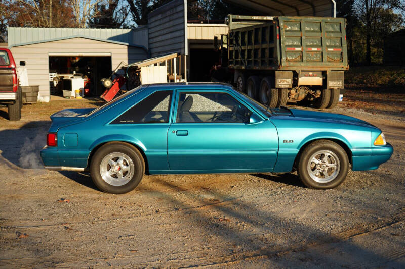 1989 Ford Mustang