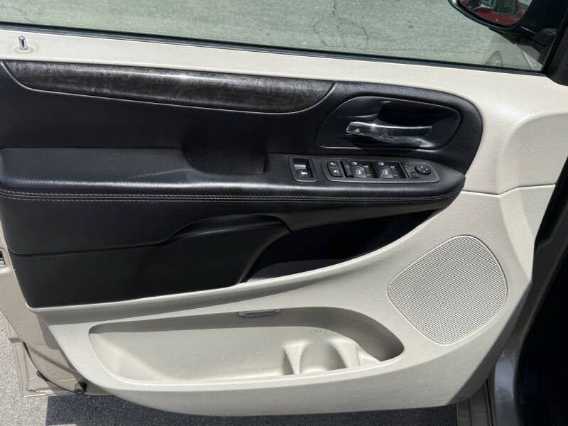 2013 Dodge Grand Caravan SXT