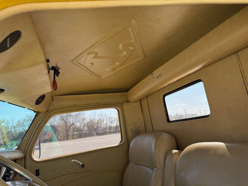 1948 Diamond T Custom Pickup