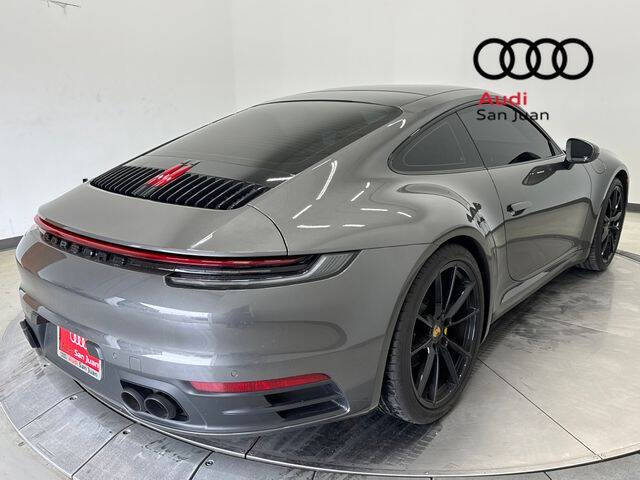 2021 Porsche 911 Carrera