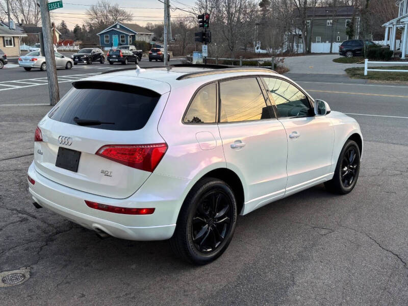 2011 Audi Q5 2.0T quattro Premium Plus