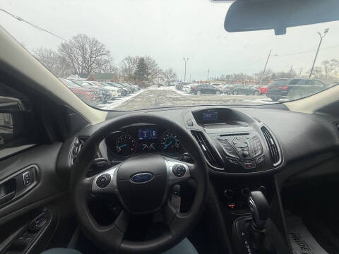 2015 Ford Escape S