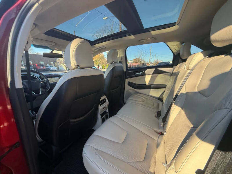 2017 Ford Edge Titanium