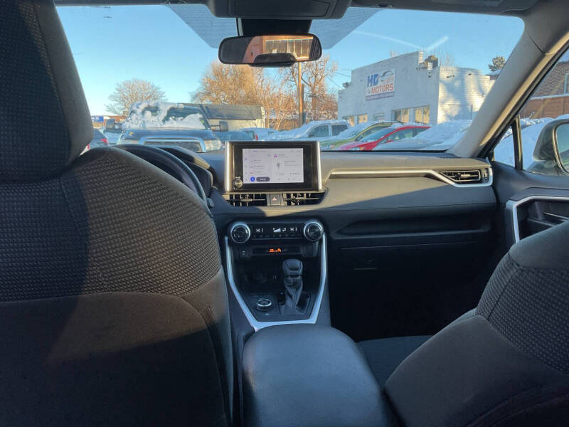 2024 Toyota RAV4 Hybrid LE