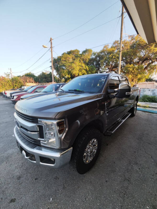 2018 Ford F-250 Super Duty for sale at H.A. Twins Corp in Miami FL