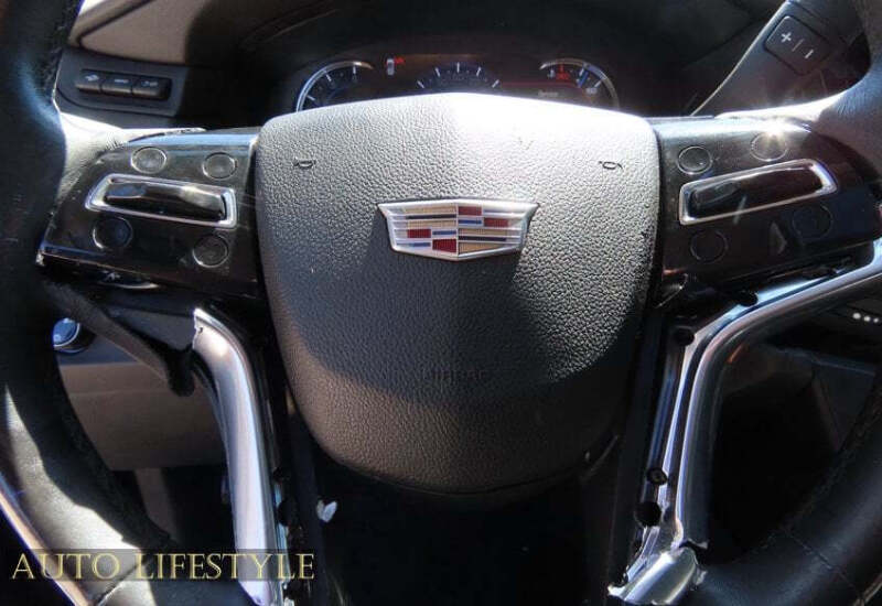 2017 Cadillac Escalade Luxury