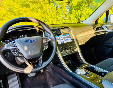 2019 Ford Fusion SE