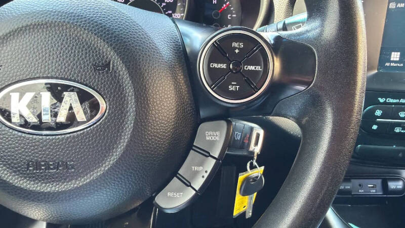 2019 Kia Soul +