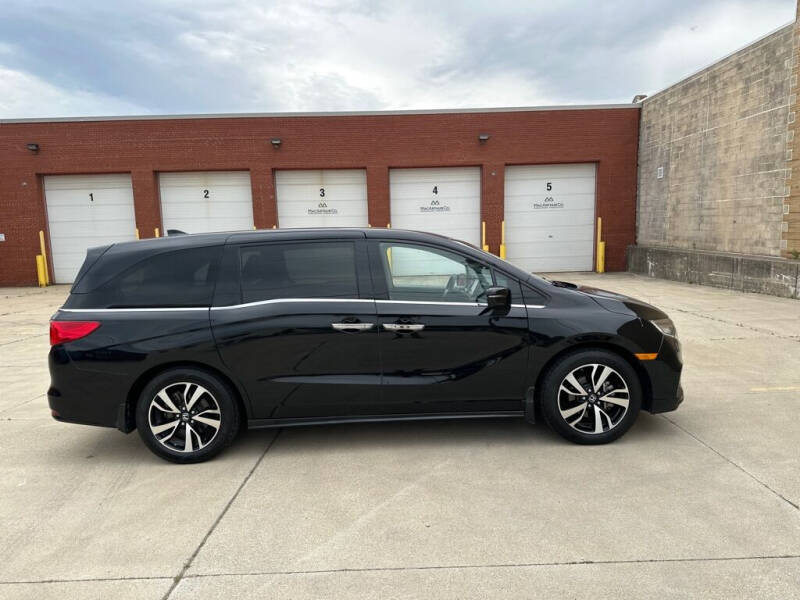 2018 Honda Odyssey for sale at First Rate Motors in Milwaukee WI
