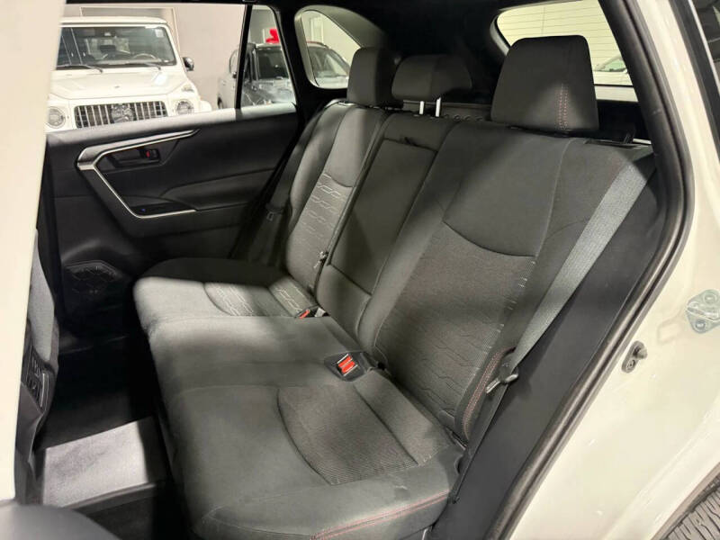 2021 Toyota RAV4 Prime SE