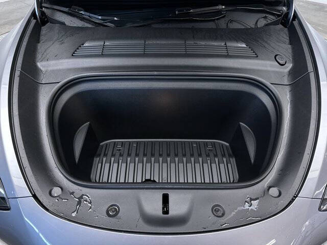 2025 Tesla Model Y Long Range