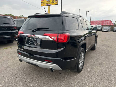 2017 GMC Acadia SLE-2