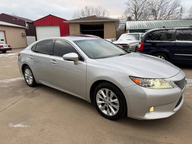 2013 Lexus ES Base's photo