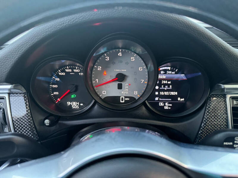 2015 Porsche Macan S