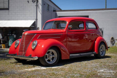 1937 Ford Tudor