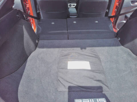 2016 Toyota Prius Two