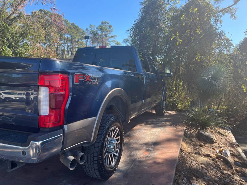 2018 Ford F-350 Super Duty Lariat photo 7