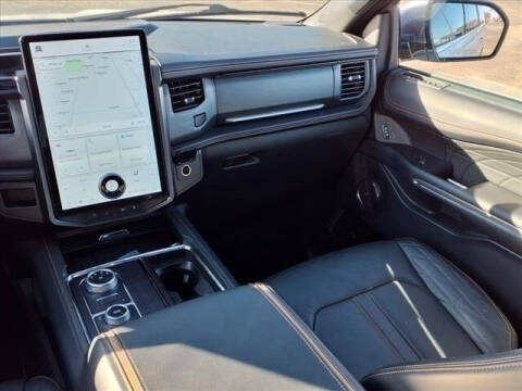 2022 Ford Expedition MAX Platinum