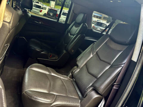 2017 Cadillac Escalade ESV Luxury