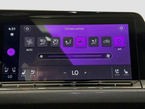 2024 Volkswagen Golf GTI SE